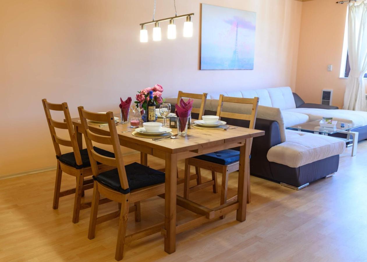 Pearl Apartments Παμπόροβο Εξωτερικό φωτογραφία
